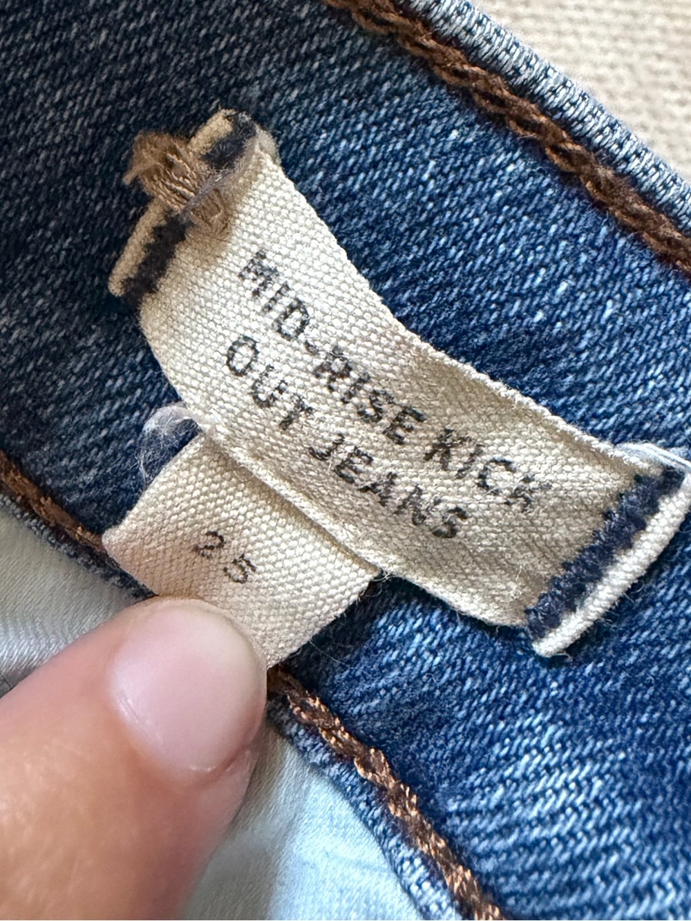 Madewell Mid-rise Kick Out Jeans - Picture 7 of 7